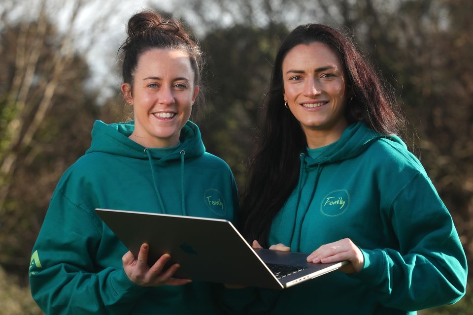 Orlaith Curran et Lucy Mulhall, les créatrices de Femily.