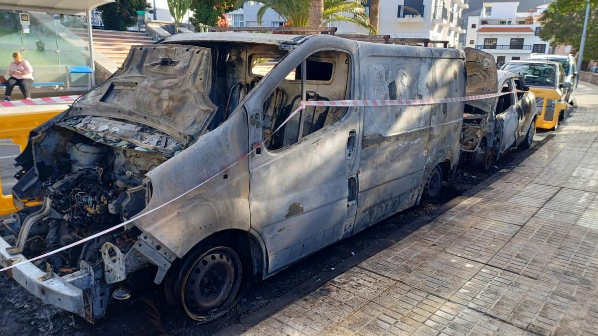 Incendie voitures à Adeje