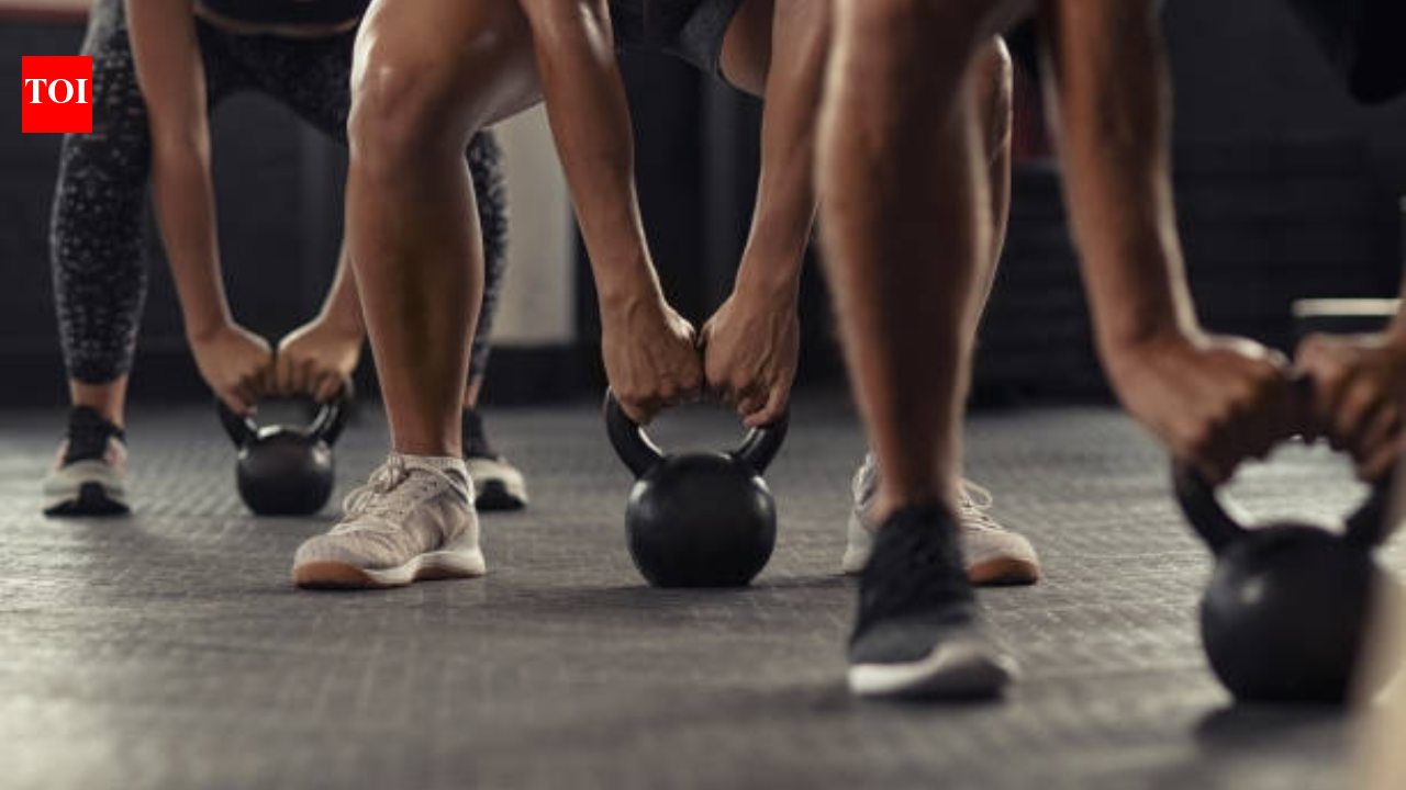 Les hommes et les femmes abandonnent les machines de gym : L'essor du fitness fonctionnel