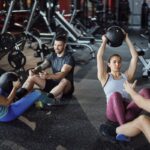 Meilleures astuces pour se mettre en forme en 2026, de la supplémentation aux programmes d'entraînement