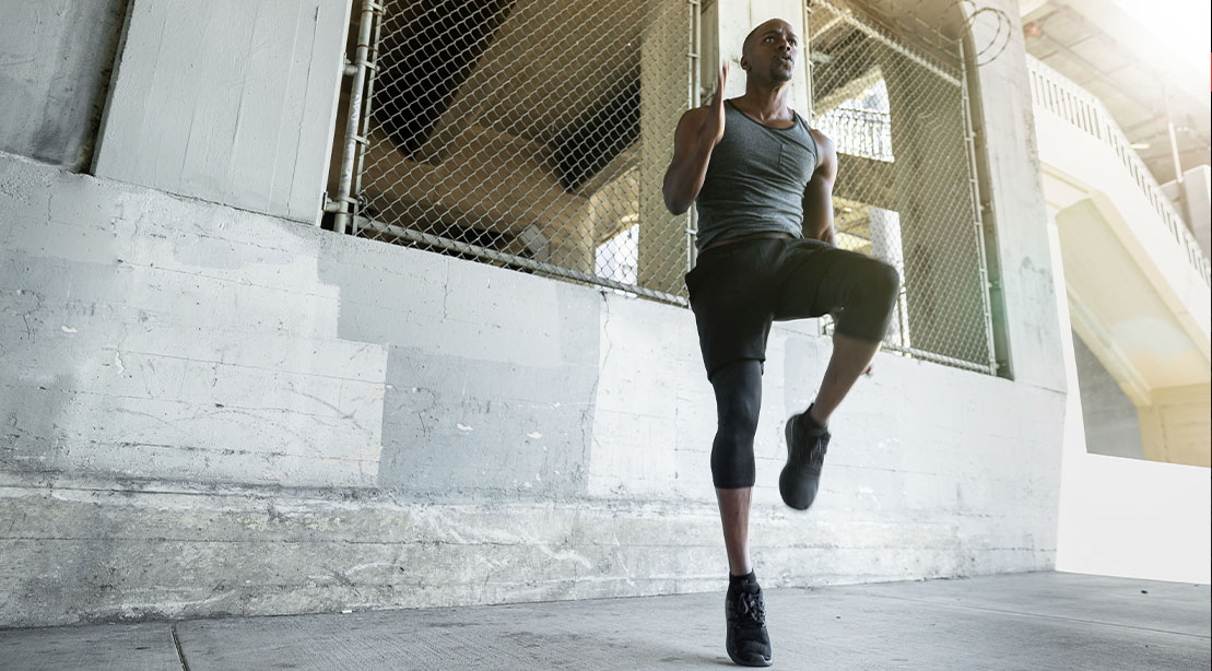 Pourquoi l'entraînement au poids du corps forge des athlètes plus forts et plus endurants que la musculation seule
