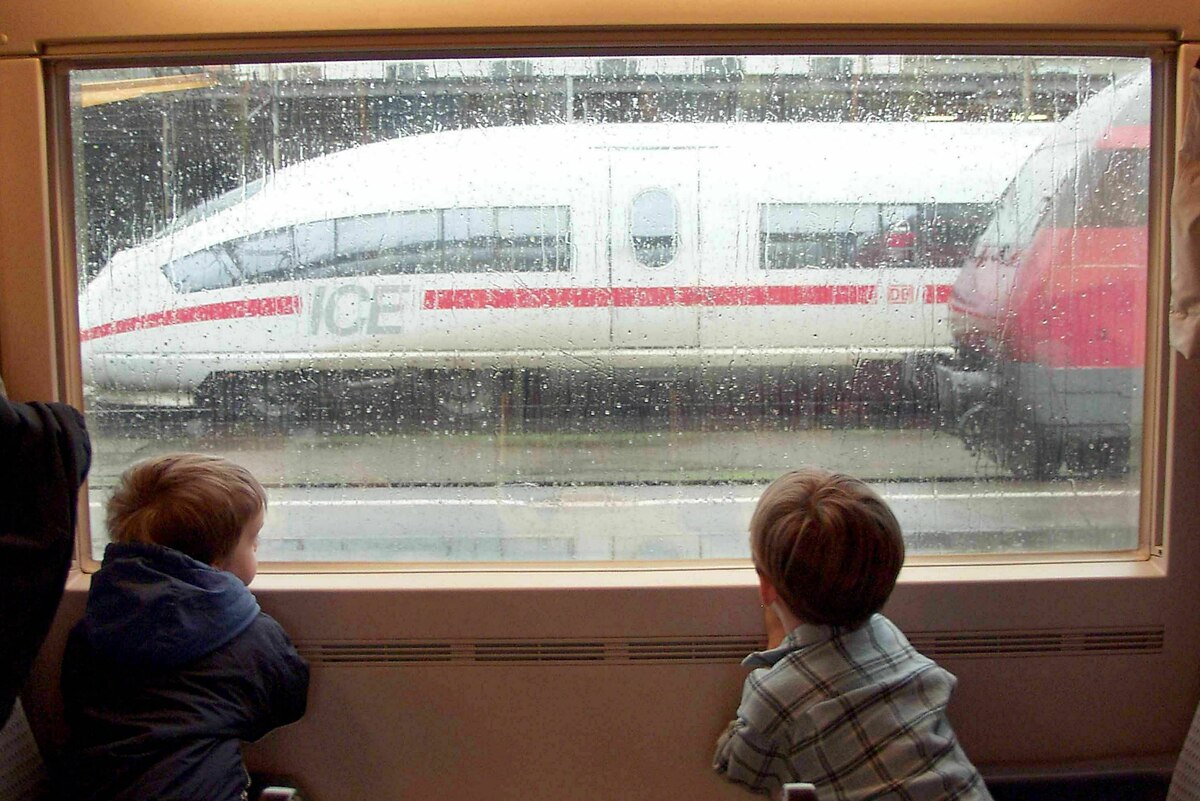 Réseau ferroviaire à grande vitesse en UE : De Mannheim à Lisbonne en une journée !