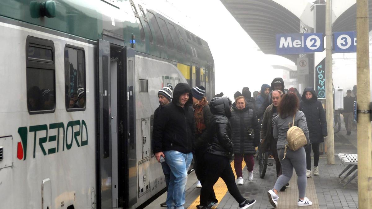 Retards de seize heures en une journée : l’agonie du transport public
