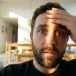 Rompez les chaînes de l'auto-sabotage : dévoilez le secret pour des relations épanouissantes !