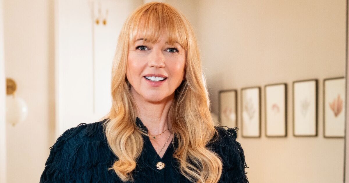 Sara Cox encense les comprimés à 78p par jour pour faire repousser les cheveux