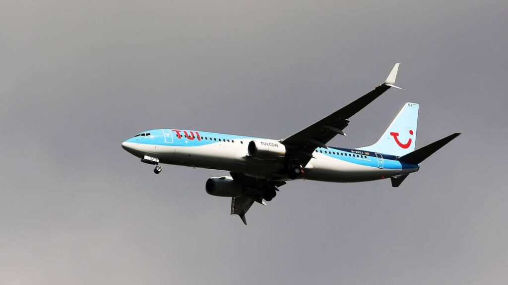 TUI abandonne ses vols emblématiques : quel impact sur vos vacances ?