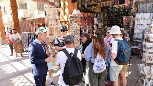 À Aswan : émerveillement des touristes devant la beauté de la perle des saisons, célébrations au Caire et ateliers de renforcement des compétences