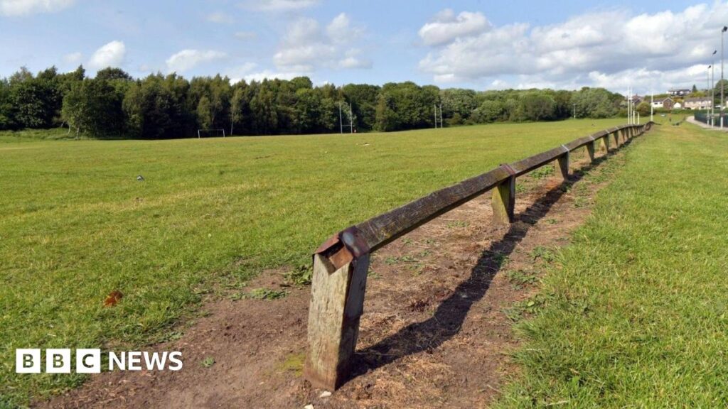 Approbation des projets du club de rugby de West Bowling malgré les oppositions