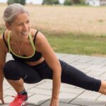 Des fentes pour des hanches en pleine forme : ressentez vos 25 ans à 65 ans !