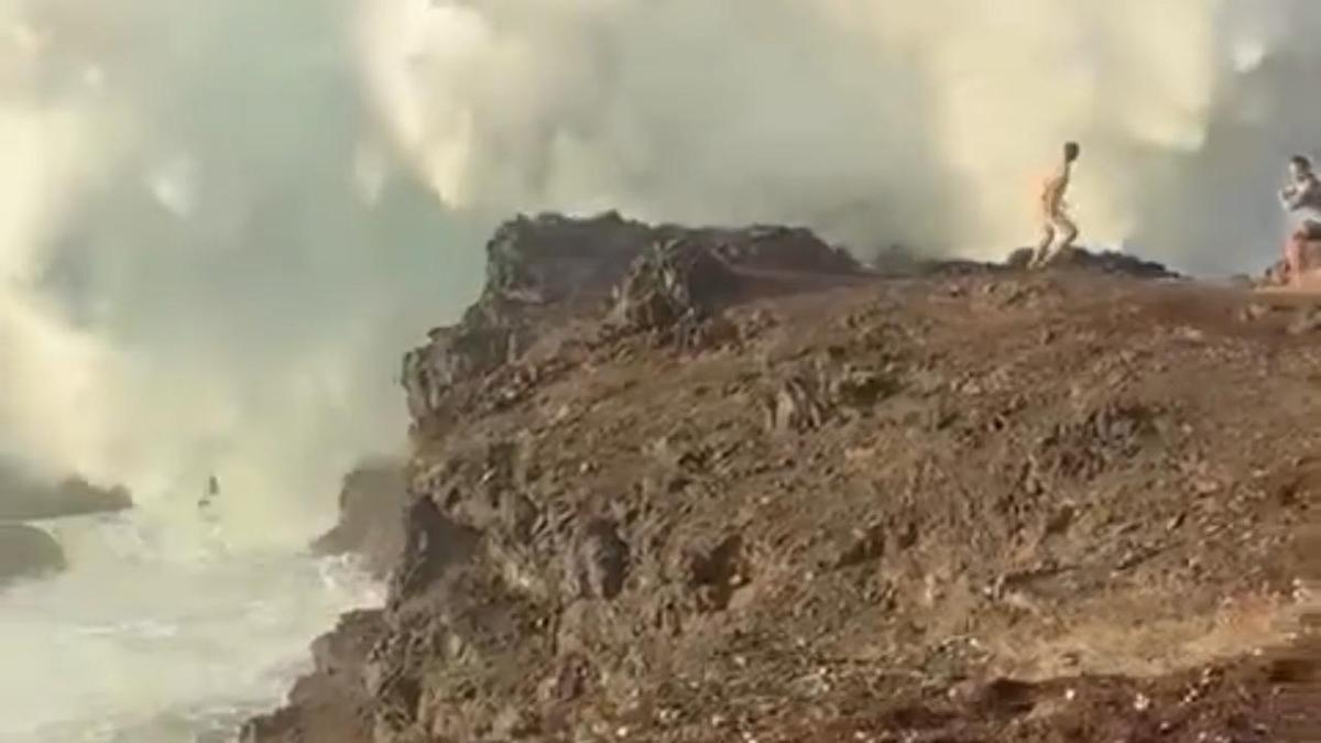 Imprudence à Sardina du Nord malgré les vagues menaçantes