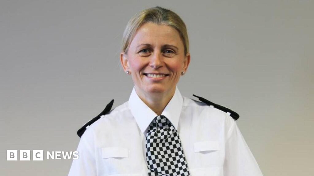 La police du Staffordshire renforce sa présence avec de nouveaux agents