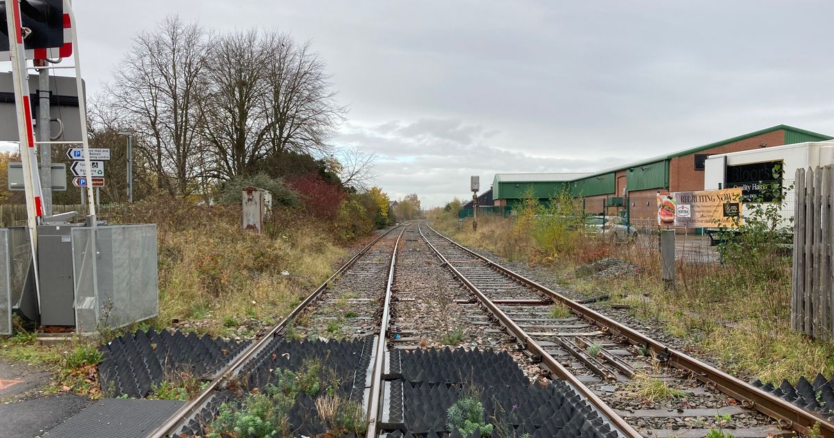 Plans ambitieux pour restaurer la ligne de chemin de fer historique d'Ivanhoe sont "tués dans l'œuf", selon un élu.
