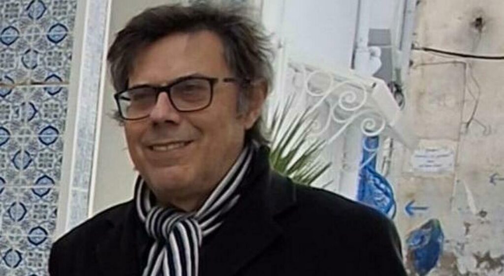 Skipper tuée en mer : le tueur toujours en fuite, Giovanni Sgardi lance son premier livre sur l'affaire intrigante.