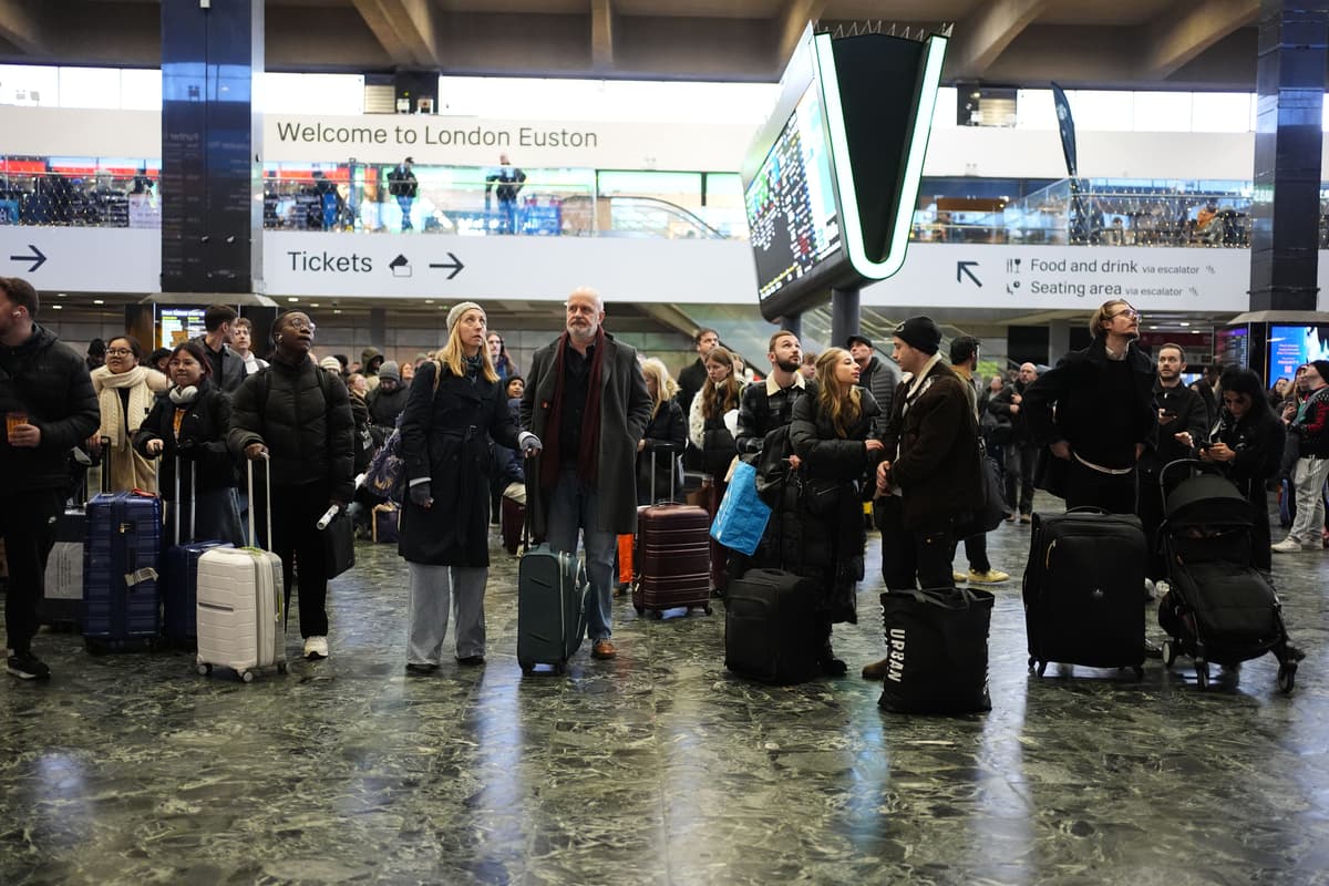 Trains Euston annulés : Panne d'alimentation électrique en cours – Suivez les dernières infos