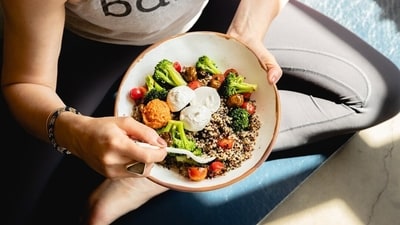 Essayez l'astuce de Raj pour maintenir votre déficit calorique à long terme ! (Unsplash)