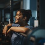 Un coach personnel dévoile le secret d'une routine de gym idéale pour sculpter et tonifier votre corps.