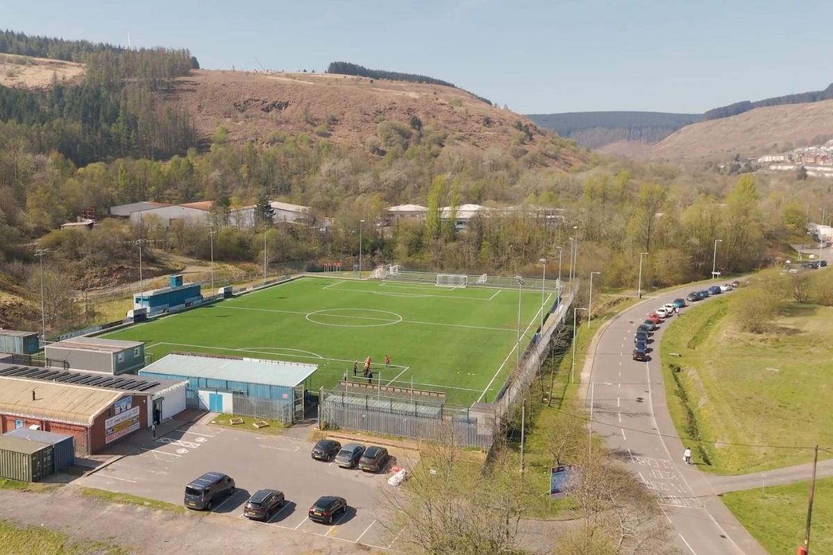 Terrain de Cambrian United