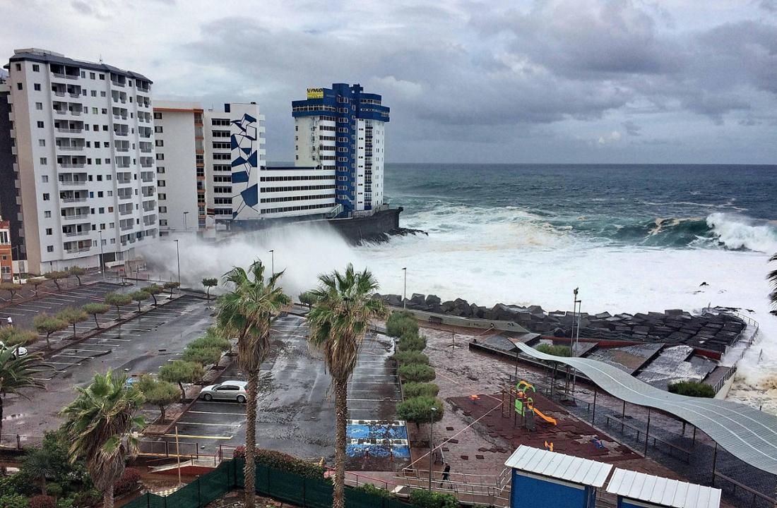 Vagues à Playa Arena, Tenerife