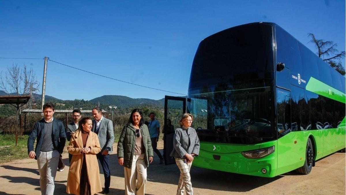 Tenerife propulse son transport public avec ses premières guaguas à deux étages !