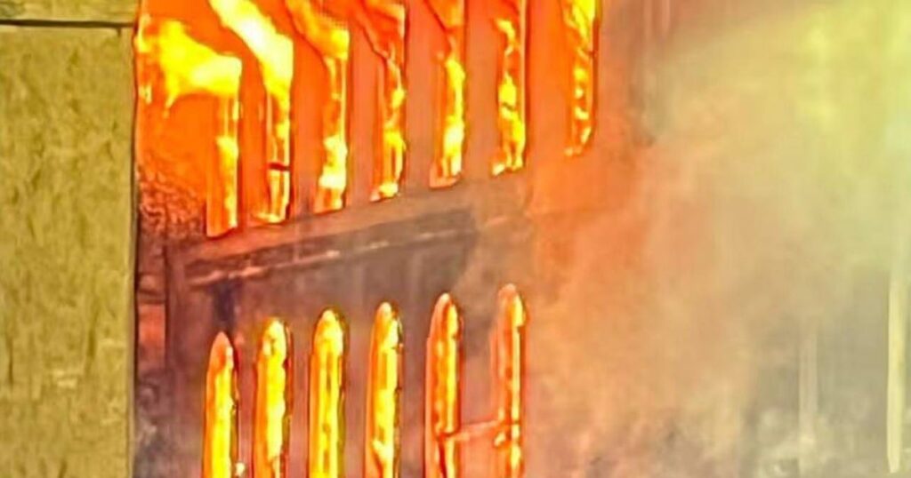 Fermeture de la gare de Glasgow alors que les pompiers luttent contre un incendie rue Union