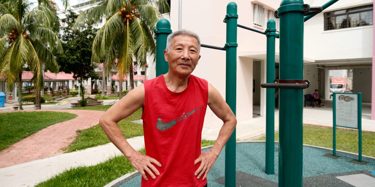 À 85 ans, je fais encore des acrobaties et des équilibres avec ma femme !