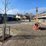 Adolescent de 17 ans accusé de tentative de meurtre après le stab de 14 ans