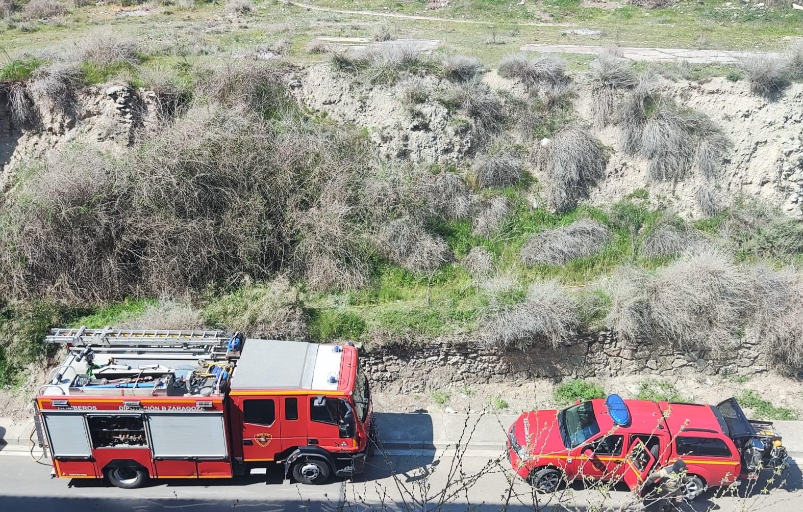 Intervention des secours face à un incendie dans une maison abandonnée à Calatayud