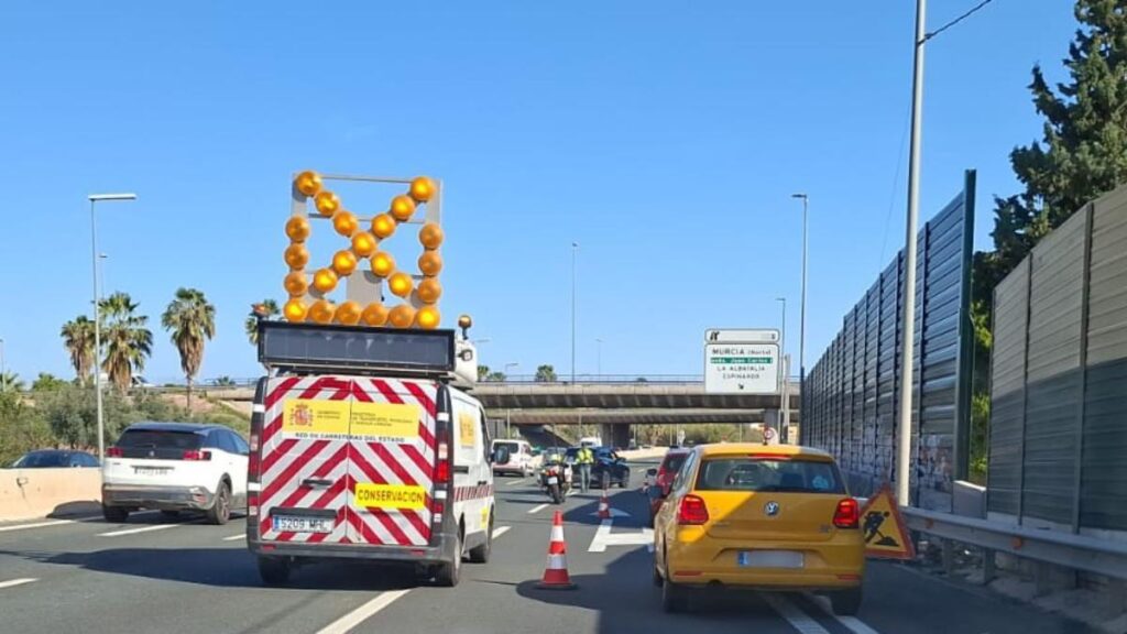 Accident à Murcie : Embouteillages monstres après une collision sur la sortie Juan Carlos I