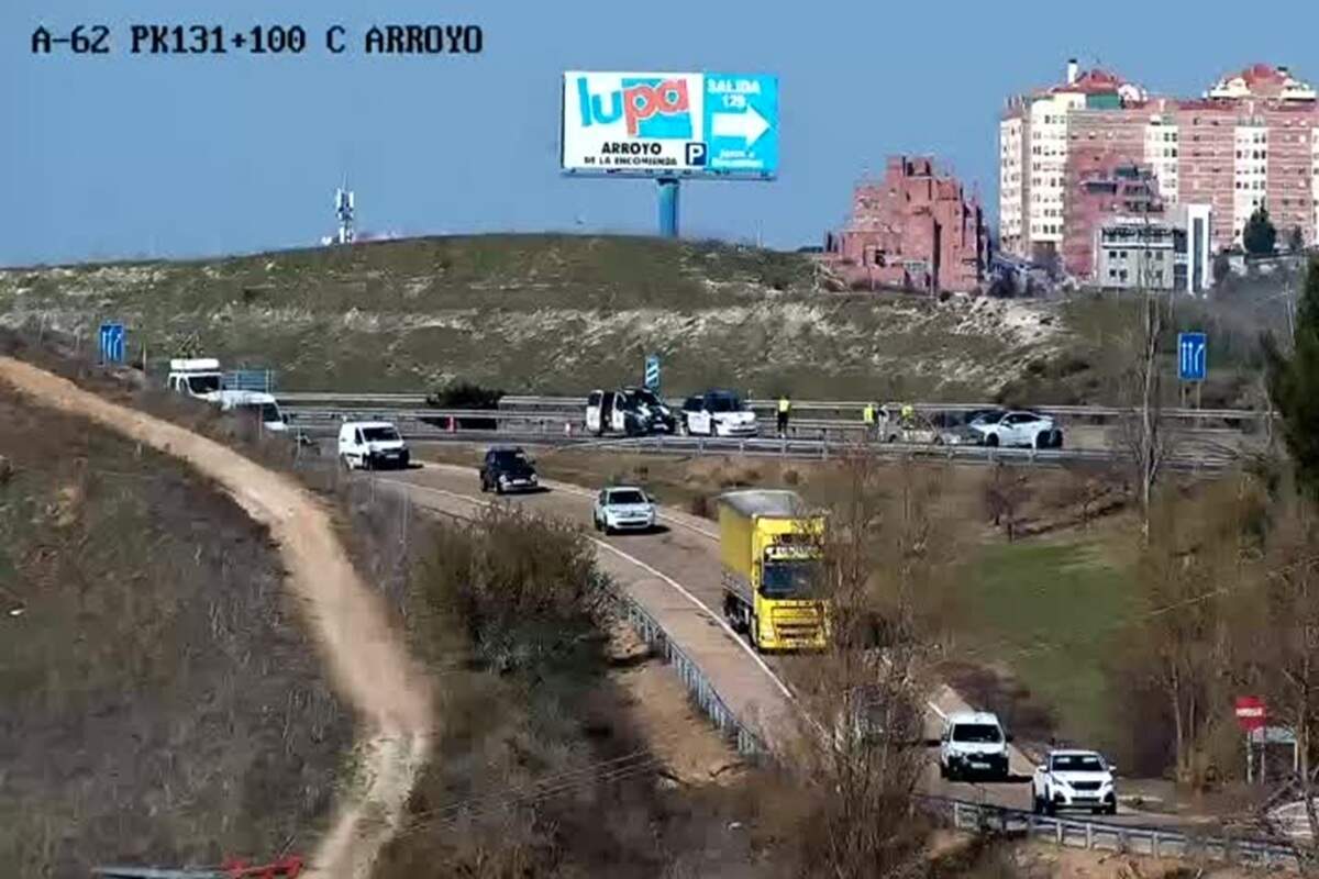Accident entre trois voitures : bouchons en approche d'Arroyo