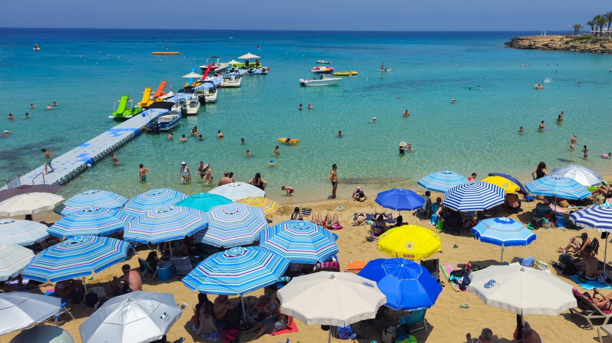 Alerte voyage pour une destination prisée, premiers vols annulés