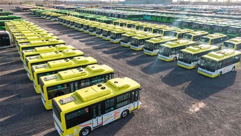 Photo d'un bus chinois moderne.