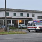 Collégienne de 13 ans poignarde sa prof : "Vendetta" inscrite sur son tee-shirt, scène filmée en vidéo. Matériel potentiellement explosif retrouvé chez elle.