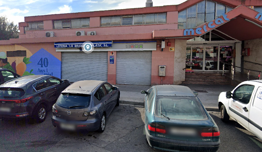 L'administration se situe au Mercat de Torreforta.