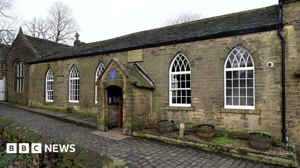 La salle de classe des Brontë à Haworth accueillera des événements malgré les plaintes