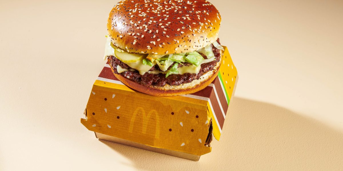 Le burger « Big Arch » de McDonald’s : un tiers de vos calories quotidiennes !