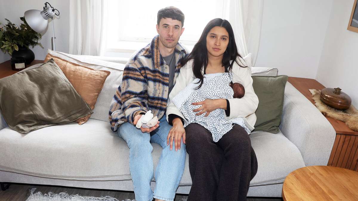 Lufthansa perd les valises de cadeaux pour bébé – Une famille déçue !