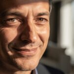 Manipulation à l'œuvre : trois phrases chocs des experts en contrôle émotionnel