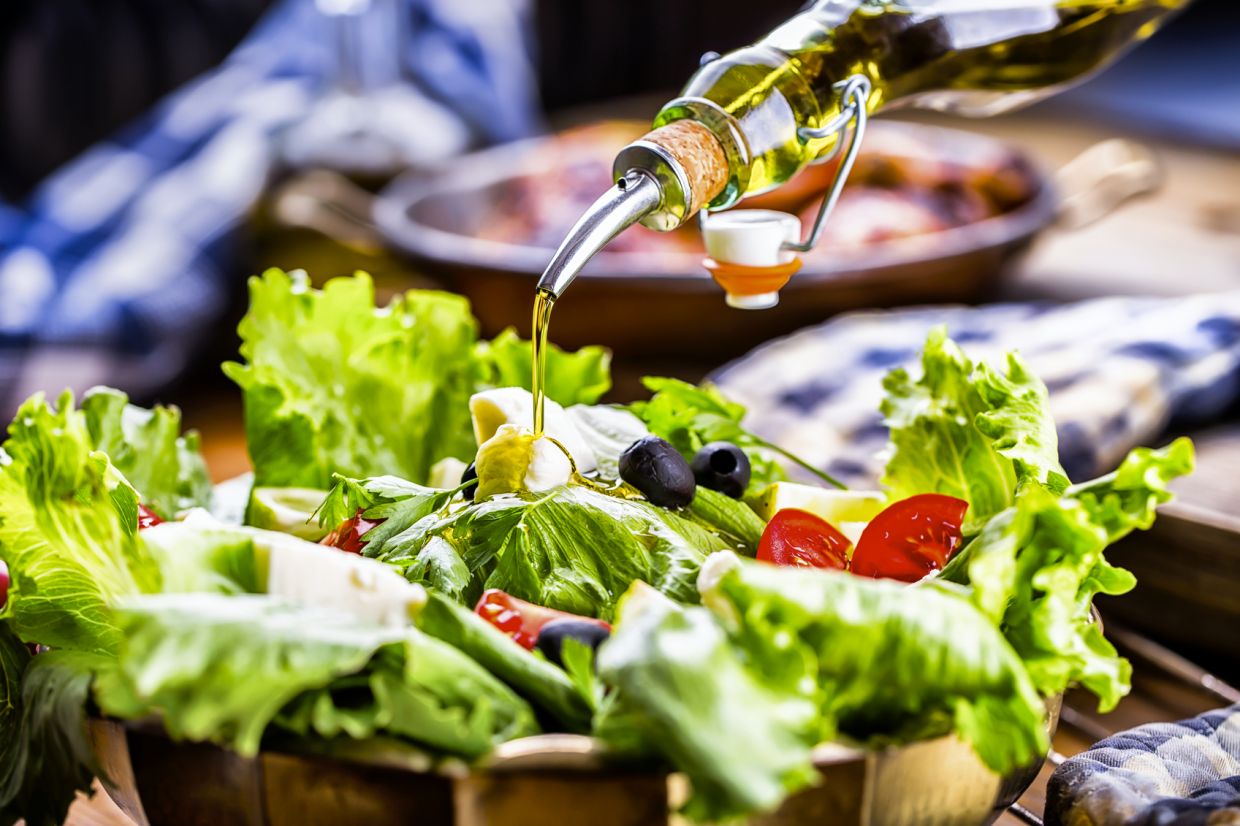 Meilleure alimentation pour le cœur : faible en glucides ou en matières grasses ?