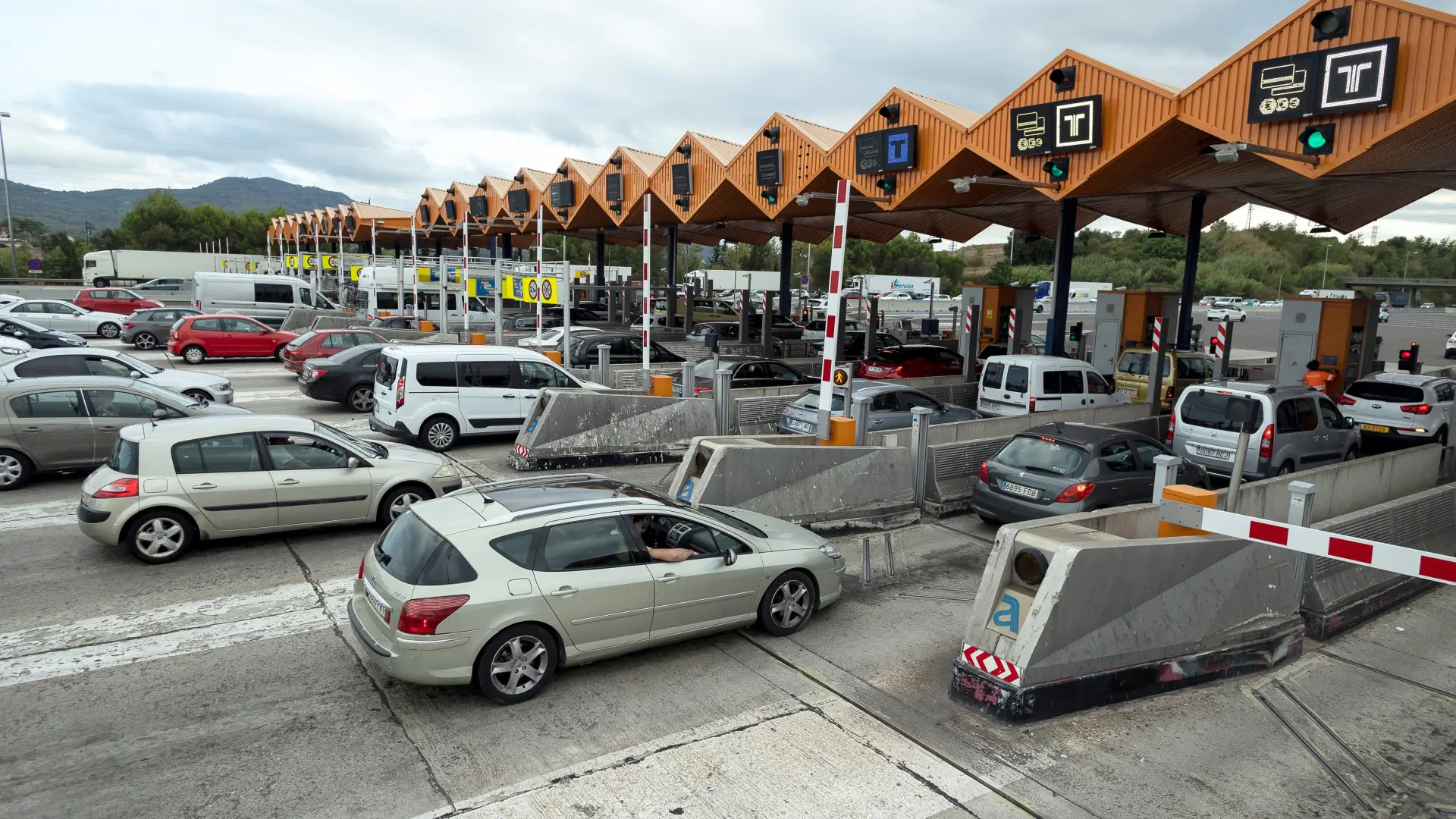 Nouvelle aire de service ultrarapide sur l'AP-7 remplaçant le péage de La Roca del Vallès
