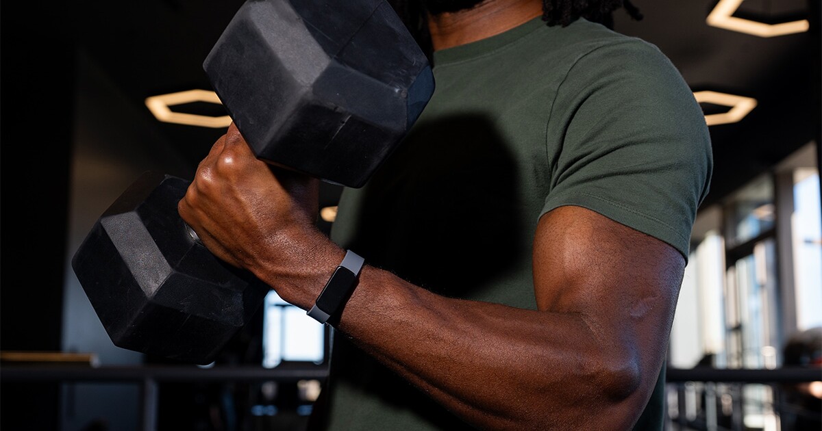 Nouvelle montre connectée pour la musculation conçue par d'anciens ingénieurs de Tesla