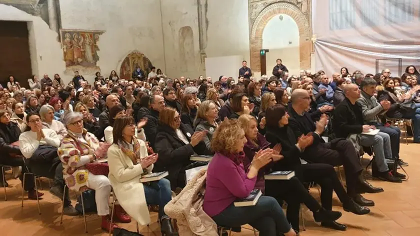 Quand la vérité se cache : Treviso Giallo au cœur des fake news, des médias et de l'IA