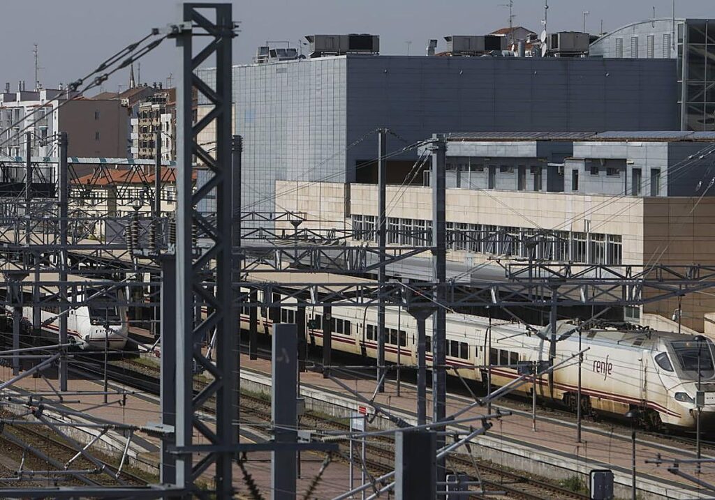 Retards de 45 minutes et colère des voyageurs à Salamanca : le train pour Barcelone fait encore des vagues