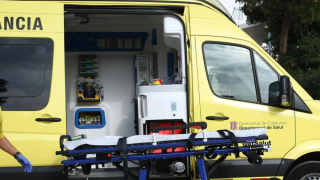 Une ambulance du SEM