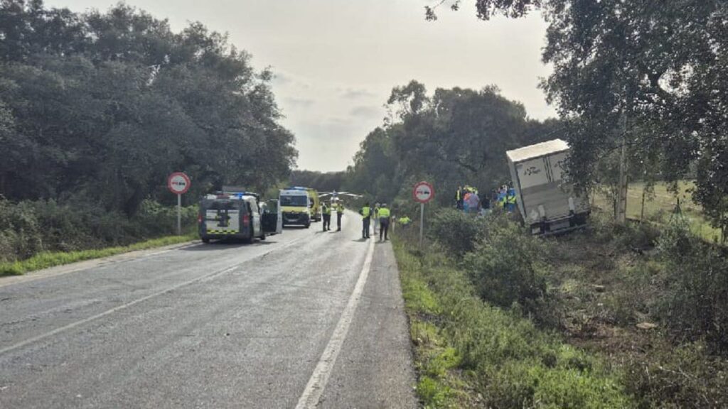 Un homme de 58 ans perd la vie dans un accident de camion à Oliva de la Frontera