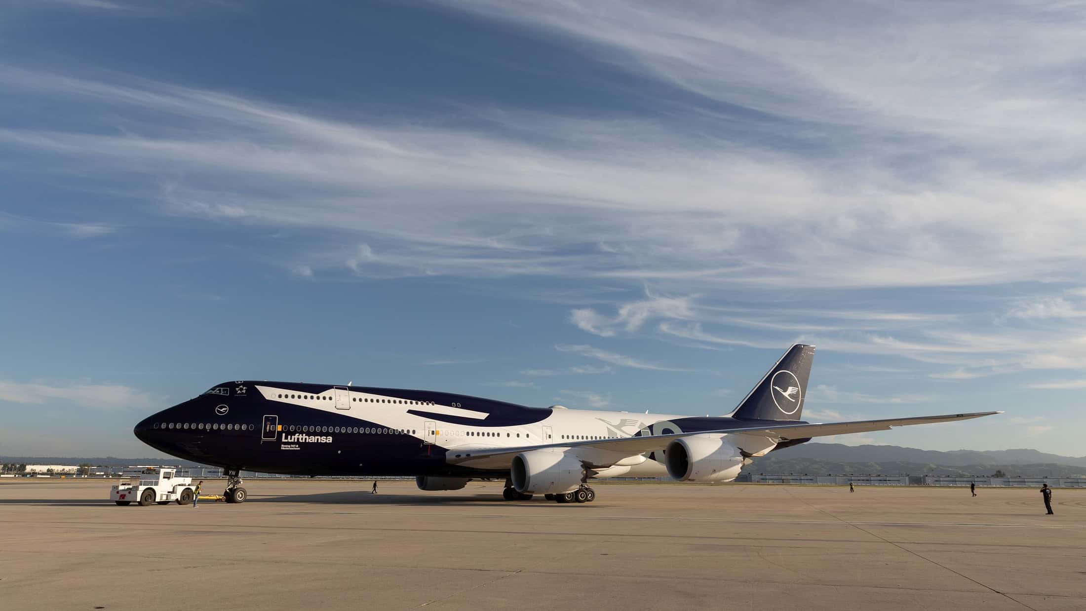 Une Lufthansa 747-8 s’envole en couleurs d'anniversaire !