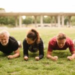 Quelle durée idéale pour tenir une planche ? Comparez par âge !