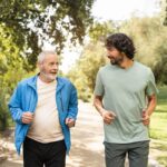 Rester actif après 65 ans : conseils pour les seniors dynamiques