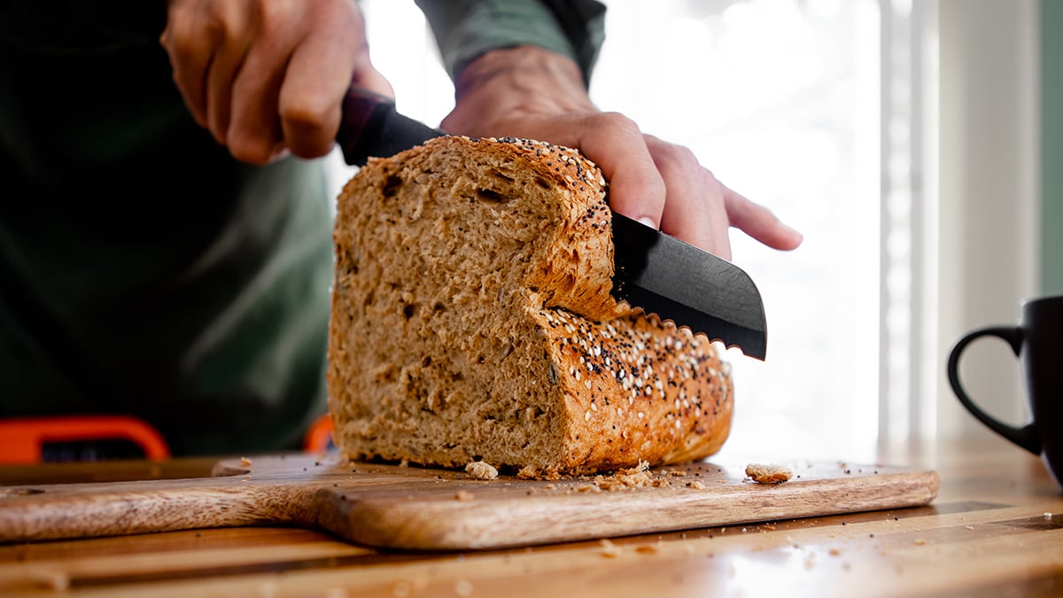Pourquoi le pain peut faire grossir sans trop manger ?
