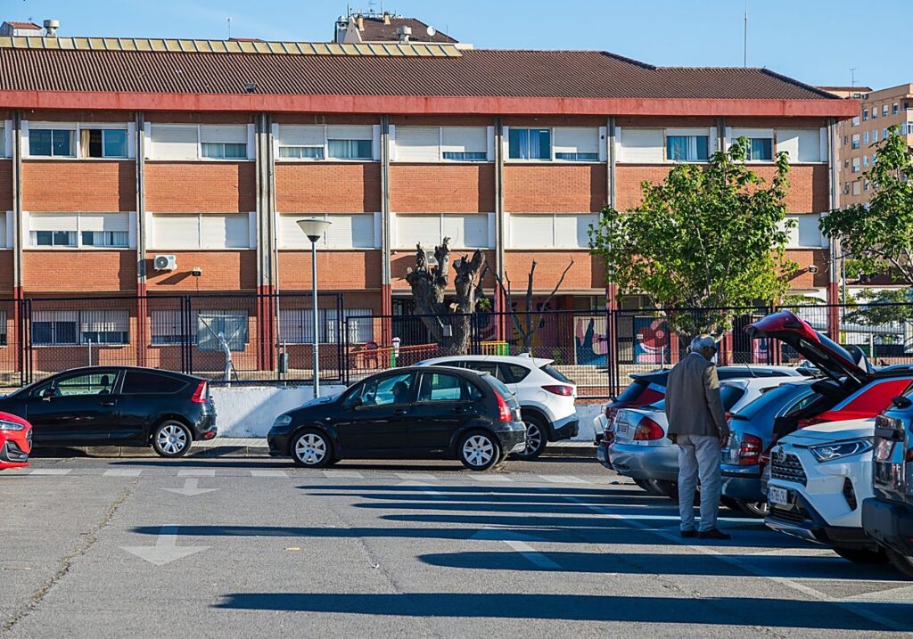 Tirs à Badajoz : Une semaine sans arrestations après le drame au collège