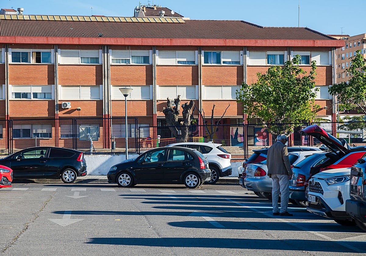 Tirs à Badajoz : Une semaine sans arrestations après le drame au collège